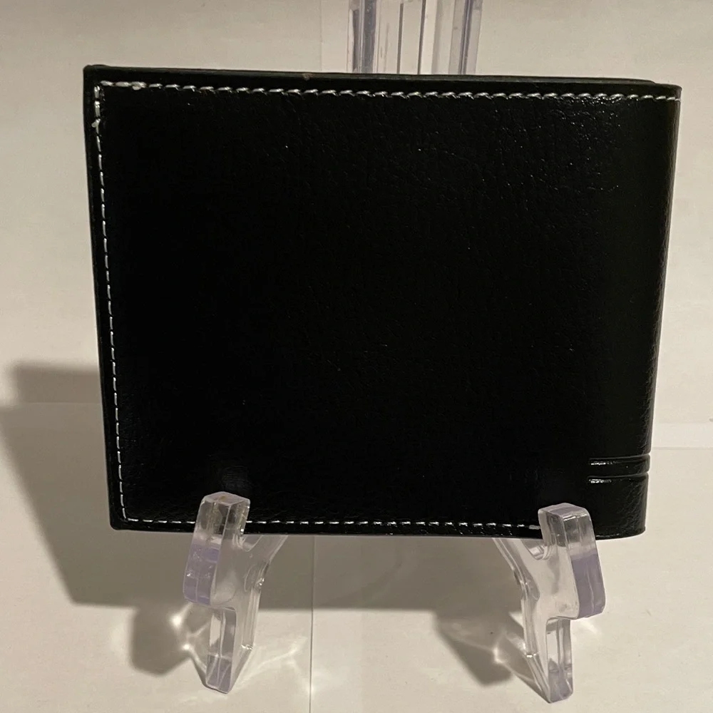 Black Wallet | Minimalist Bifold | Fall Essential